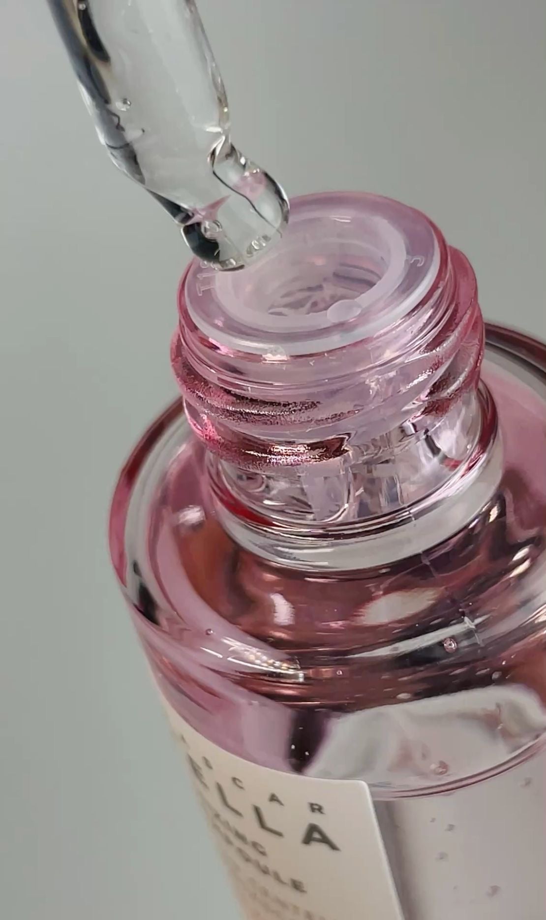 أمبولة SKIN1004 مدغشقر سنتيلا الوردي المنعشة لترطيب البشرة 50 مل